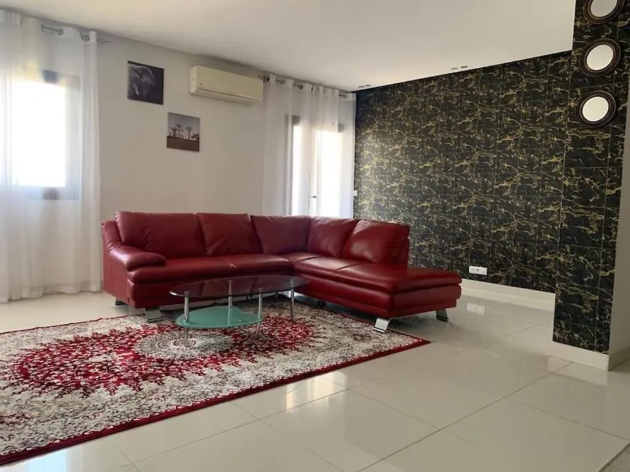 Appartement Meuble Point E location